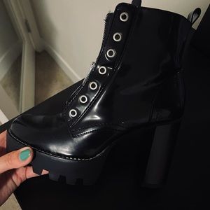 Zara zip up boots